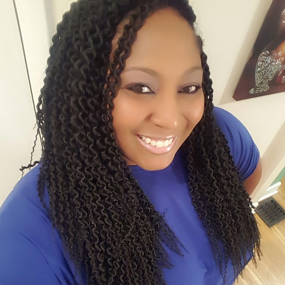 Meet your Posher, Sheree - Picture 1 of 1